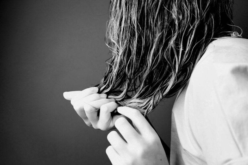 hair care tips for monsoon